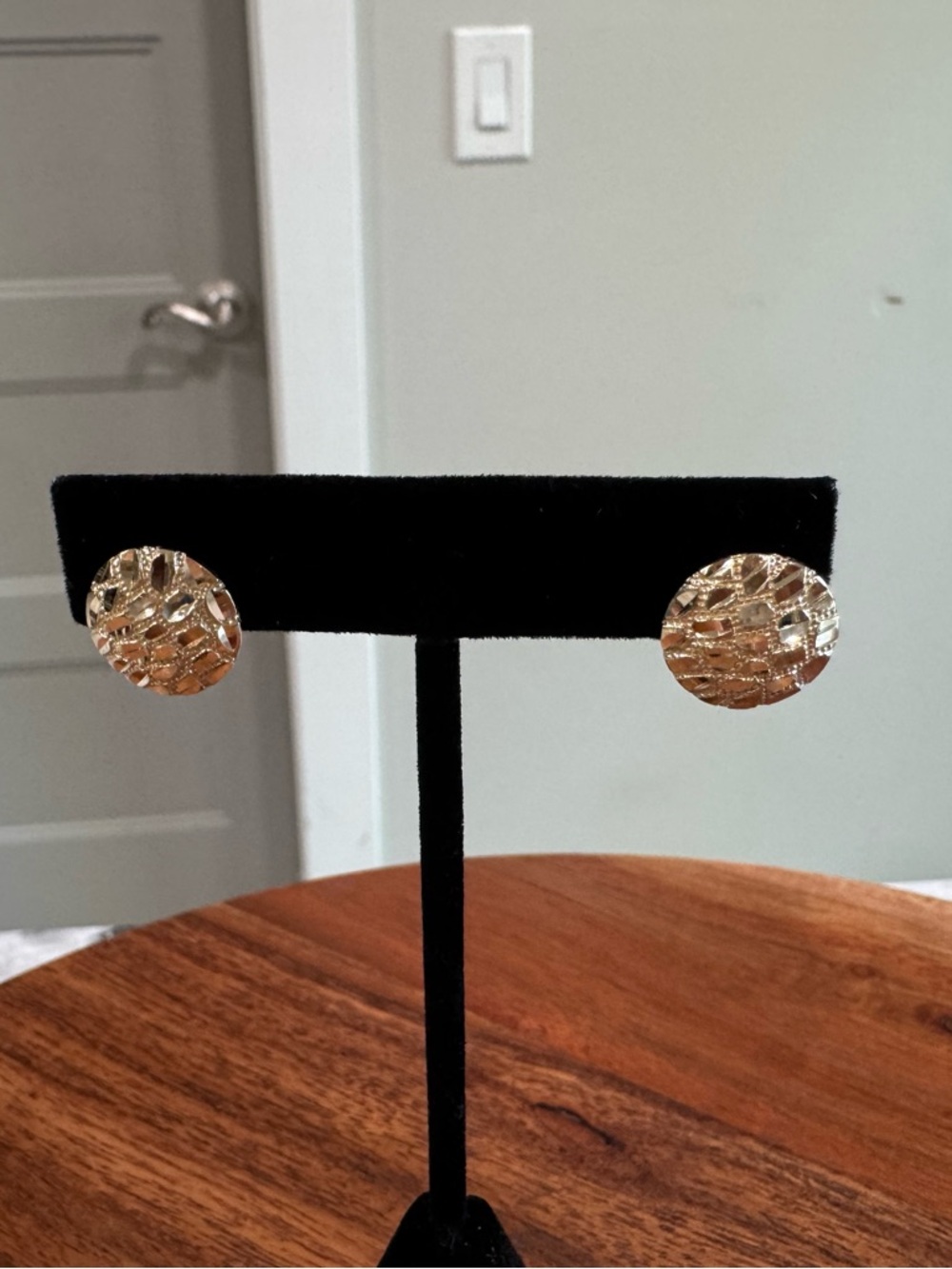 10K Gold Textured Round Stud Earrings -